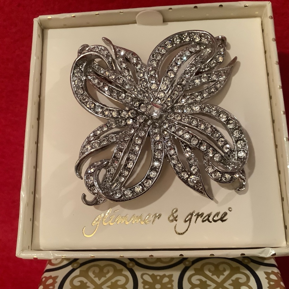 Glimmer & Grace Brooch